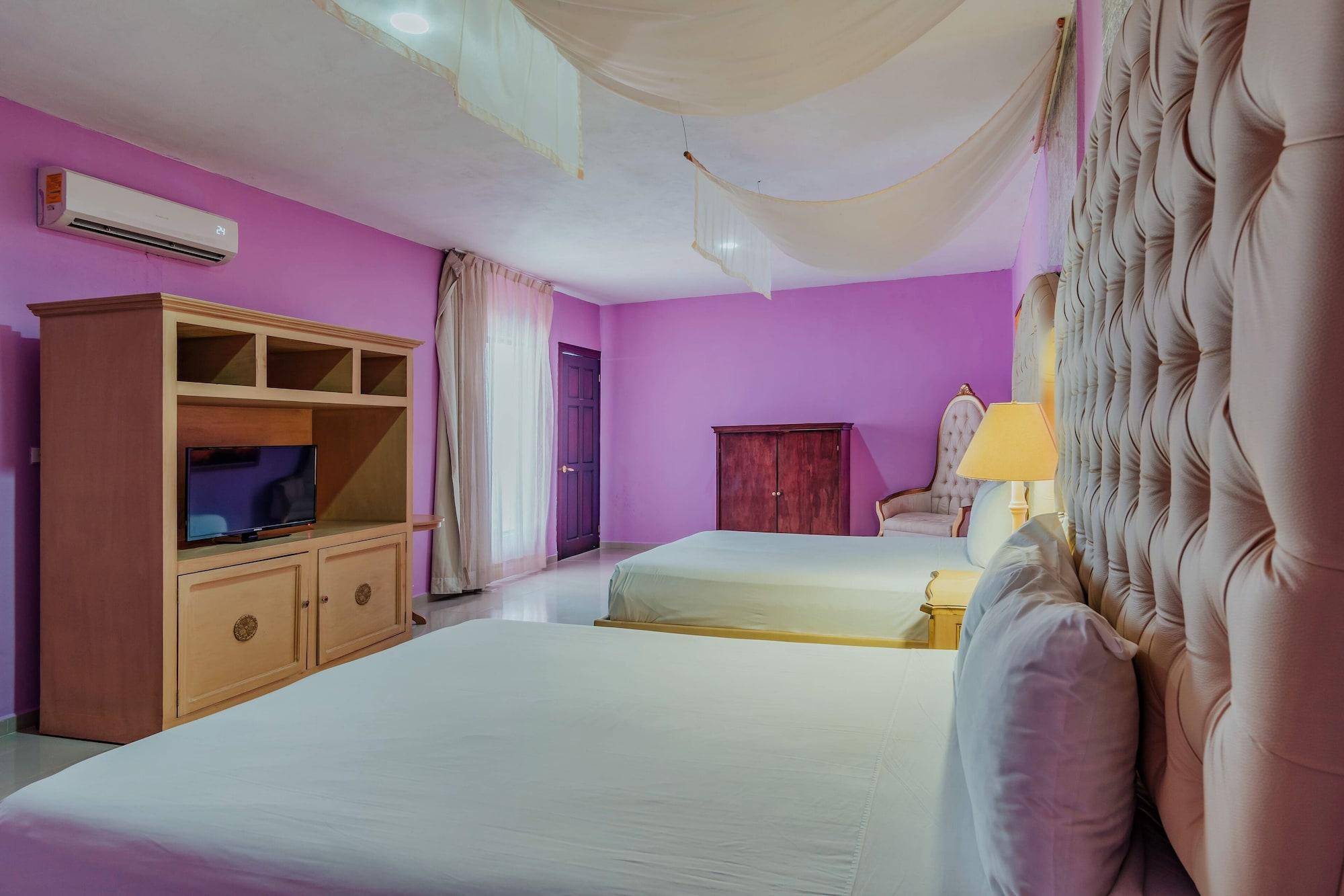 Lavanda Cas Hotel